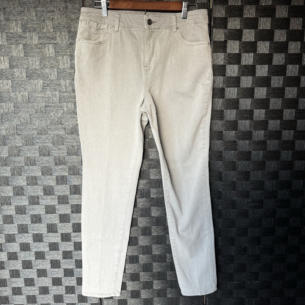 Chico's The Platinum Jegging Light Gray Women's Size 0.5